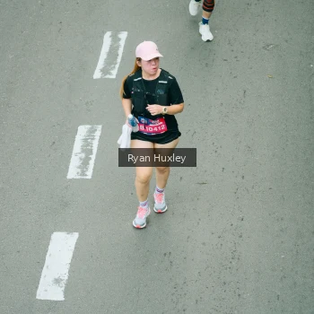 Runner Photo 4091871