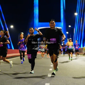 Runner Photo 4092118