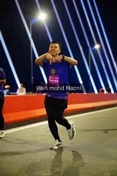 Runner Photo 4092165