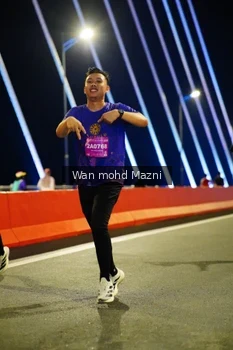 Runner Photo 4092166