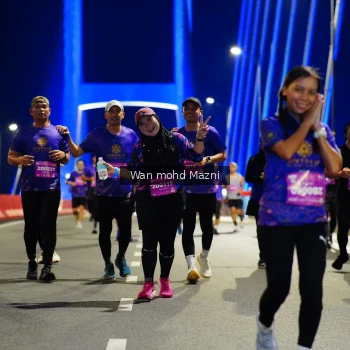 Runner Photo 4092339