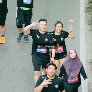 Runner Photo 4092343