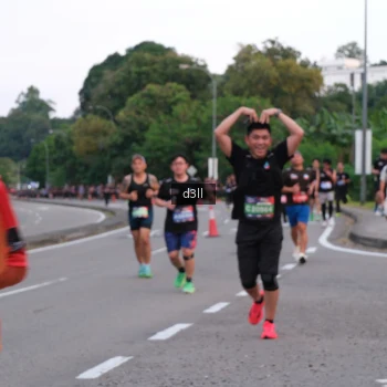 Runner Photo 4092384