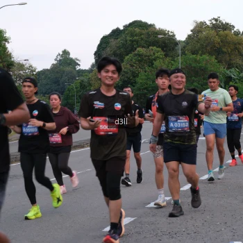 Runner Photo 4092448