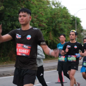 Runner Photo 4092471