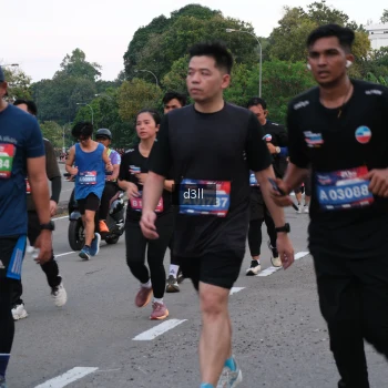 Runner Photo 4092573