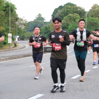 Runner Photo 4092610