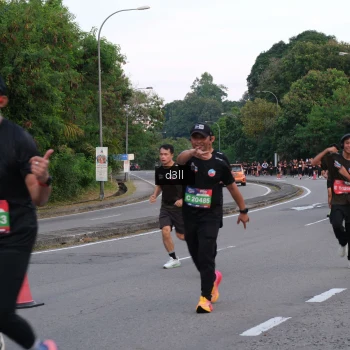 Runner Photo 4092811