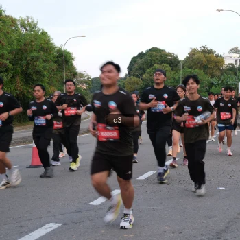 Runner Photo 4093039