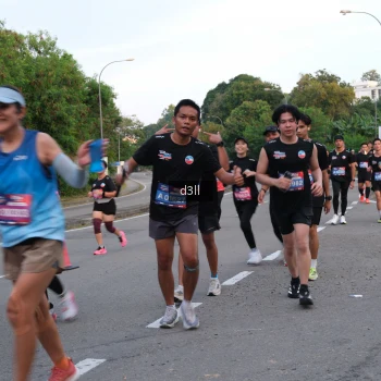 Runner Photo 4093083