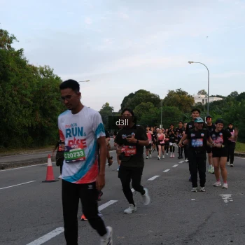 Runner Photo 4093135