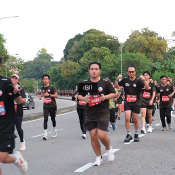 Runner Photo 4093172