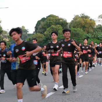 Runner Photo 4093186