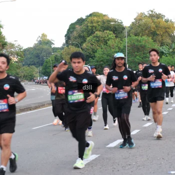 Runner Photo 4093215
