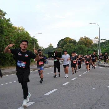 Runner Photo 4093265