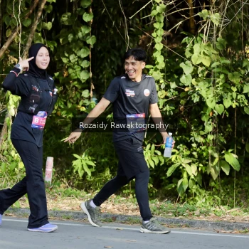 Runner Photo 4093305