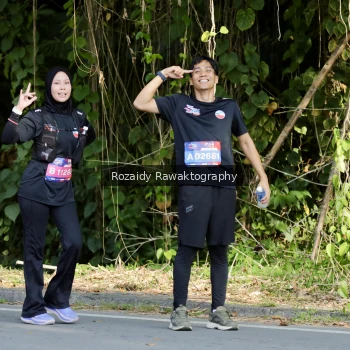 Runner Photo 4093309