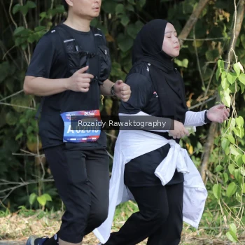 Runner Photo 4093349