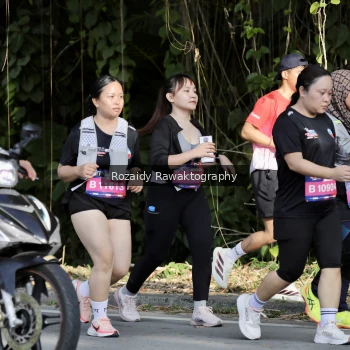Runner Photo 4093350
