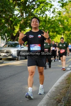 Runner Photo 4093368