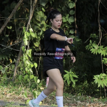 Runner Photo 4093369