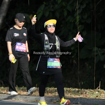Runner Photo 4093375