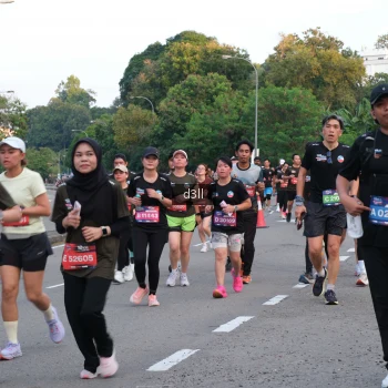 Runner Photo 4093378