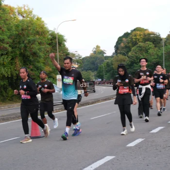 Runner Photo 4093418