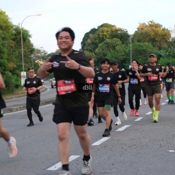 Runner Photo 4093432