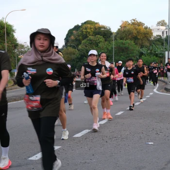 Runner Photo 4093446