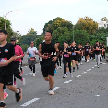 Runner Photo 4093449