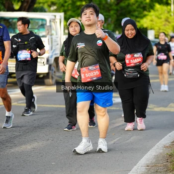 Runner Photo 4093455