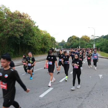 Runner Photo 4093466