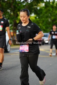 Runner Photo 4093474