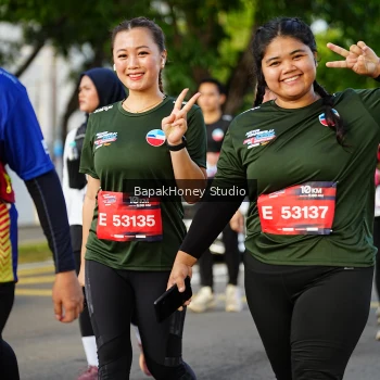 Runner Photo 4093487