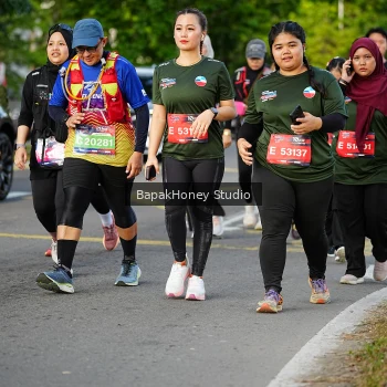Runner Photo 4093491