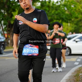Runner Photo 4093495
