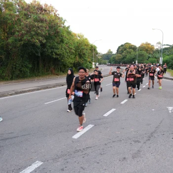 Runner Photo 4093499