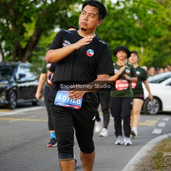 Runner Photo 4093501
