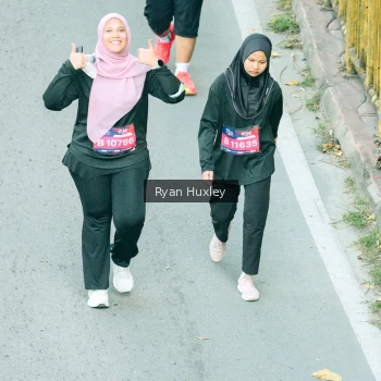 Runner Photo 4093524