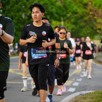 Runner Photo 4093527