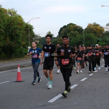 Runner Photo 4093534