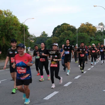 Runner Photo 4093535