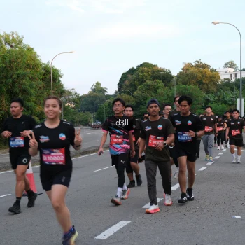 Runner Photo 4093554