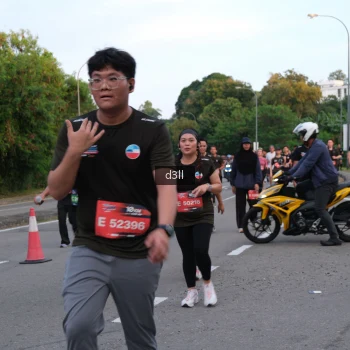 Runner Photo 4093562