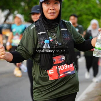 Runner Photo 4093576