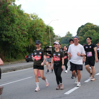 Runner Photo 4093584