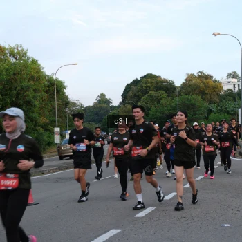 Runner Photo 4093591