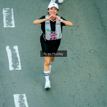 Runner Photo 4093609