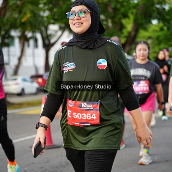 Runner Photo 4093615